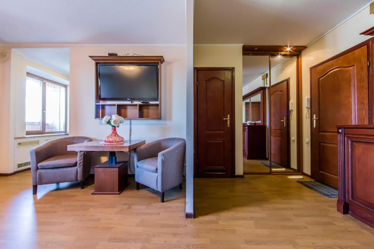 Two-Room Apartments On Maidan Nezavisimosti Kiev Bagian luar foto